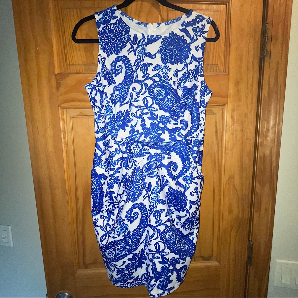 Blue And White Paisley Dress with Pockets